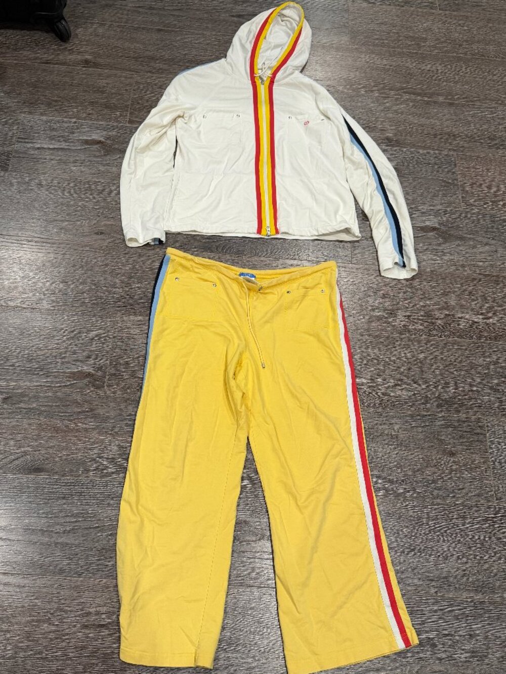 ESCADA SPORT Women's Velour Track Suit Set Yellow & Cream Size Large Vintage Y2K